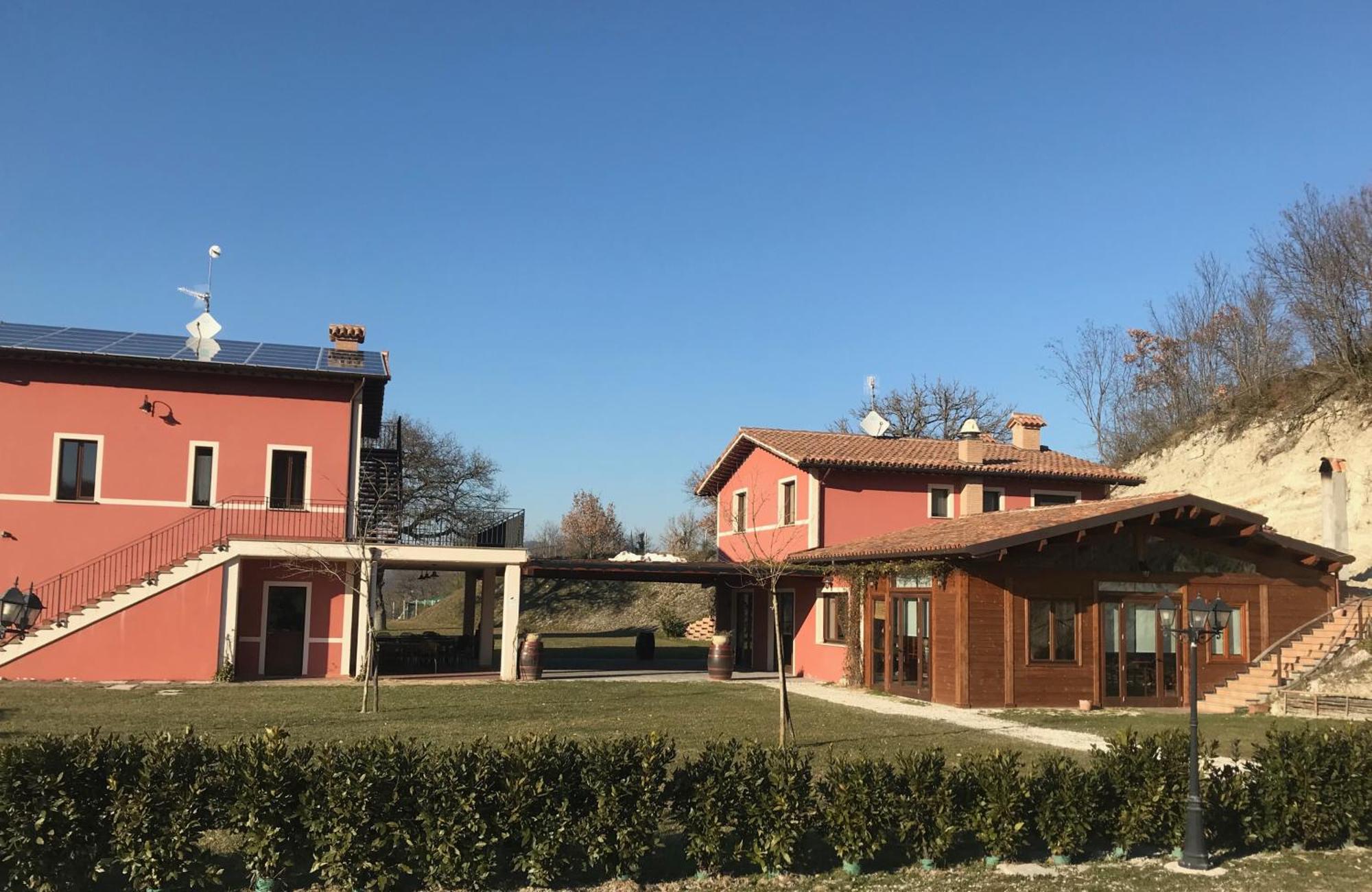 Agriturismo La Vita E Bella Villa Fabriano Exterior foto